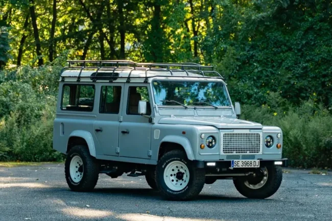 Land Rover Defender Restomod