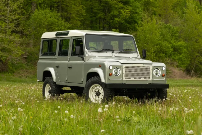 Land Rover Defender Restomod