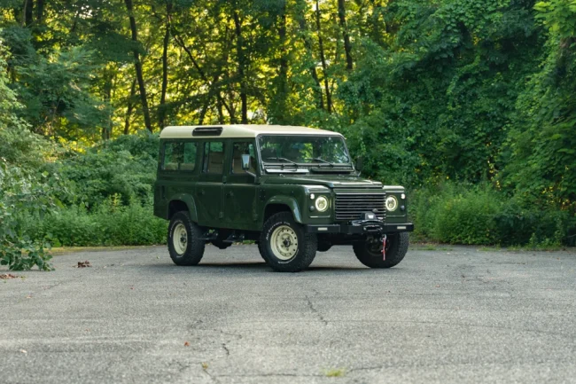 Land Rover Defender Restomod