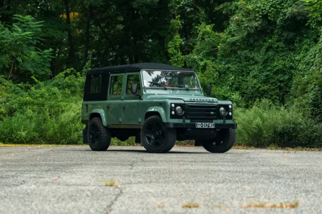 Land Rover Defender Restomod