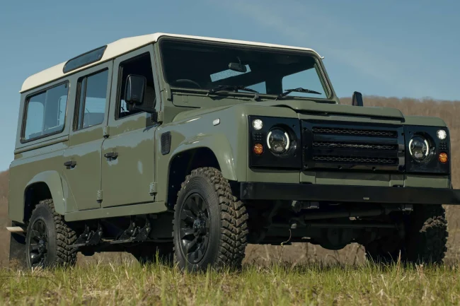Land Rover Defender Restomod