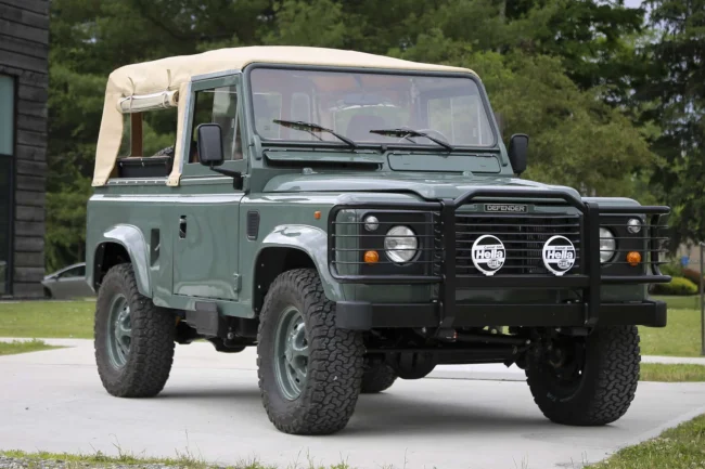 Land Rover Defender Restomod