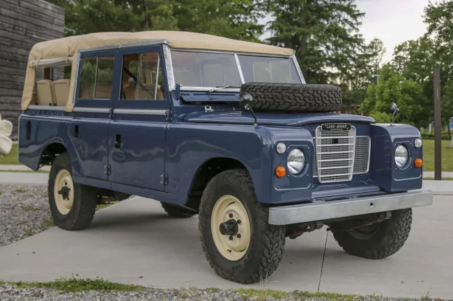 Land Rover Defender Restomod