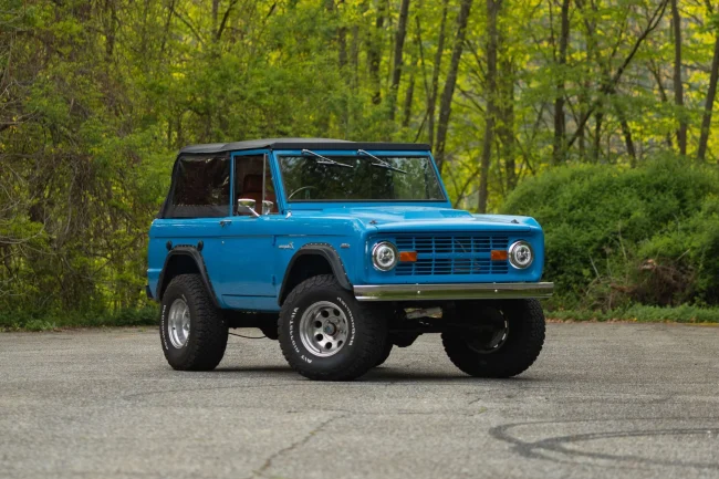 Land Rover Defender Restomod