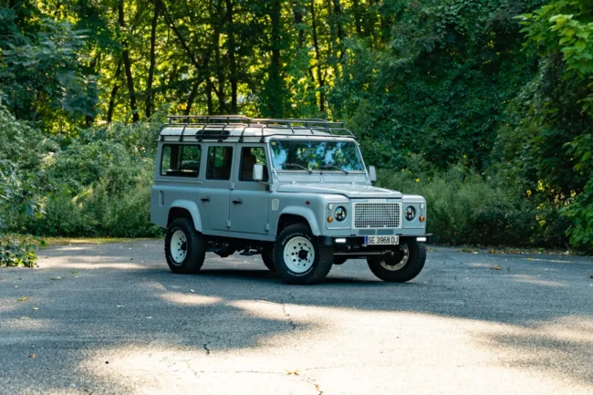Land Rover Defender Restomod